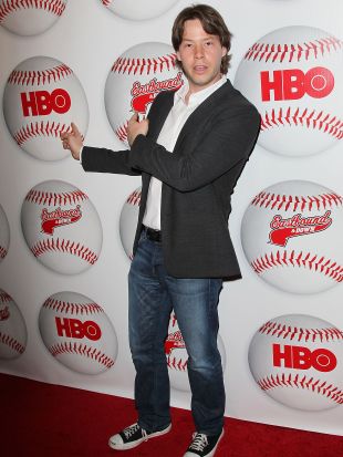 Ike Barinholtz | Biography, Movie Highlights and Photos | AllMovie